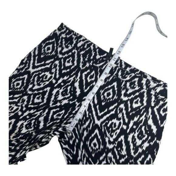New Directions Women's SZ M- Black White Abstract Wide Leg Pant Pull On Stretch - Picture 4 of 10